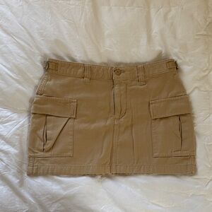 Aritzia TNA Cargo Mini Skirt